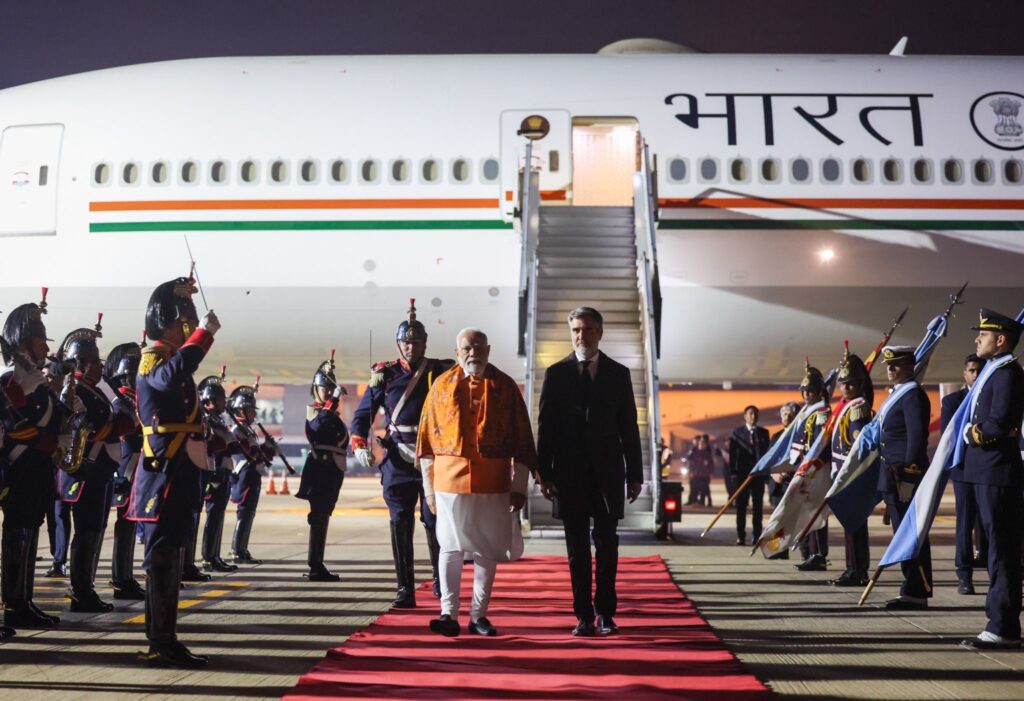 अर्जेंटीना पहुंचे प्रधानमंत्री मोदी।